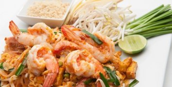Tayland Mutfağından Karidesli Pad Thai Nasıl yapılır?